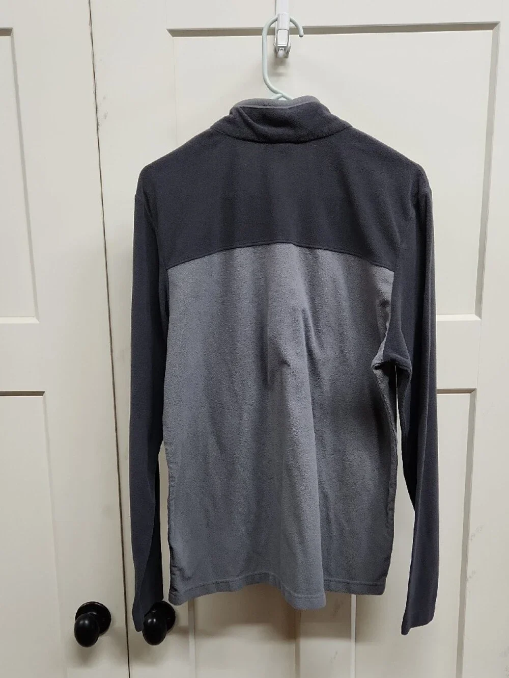 Columbia Men's Two-Tone Gray Zip Pullover